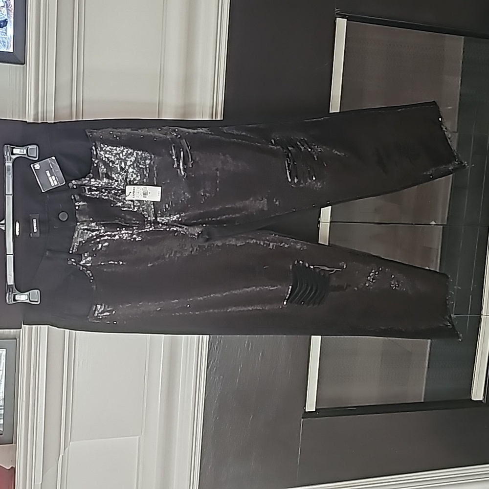 Express straight ankle, high-rise, black jeans with sparkle.
